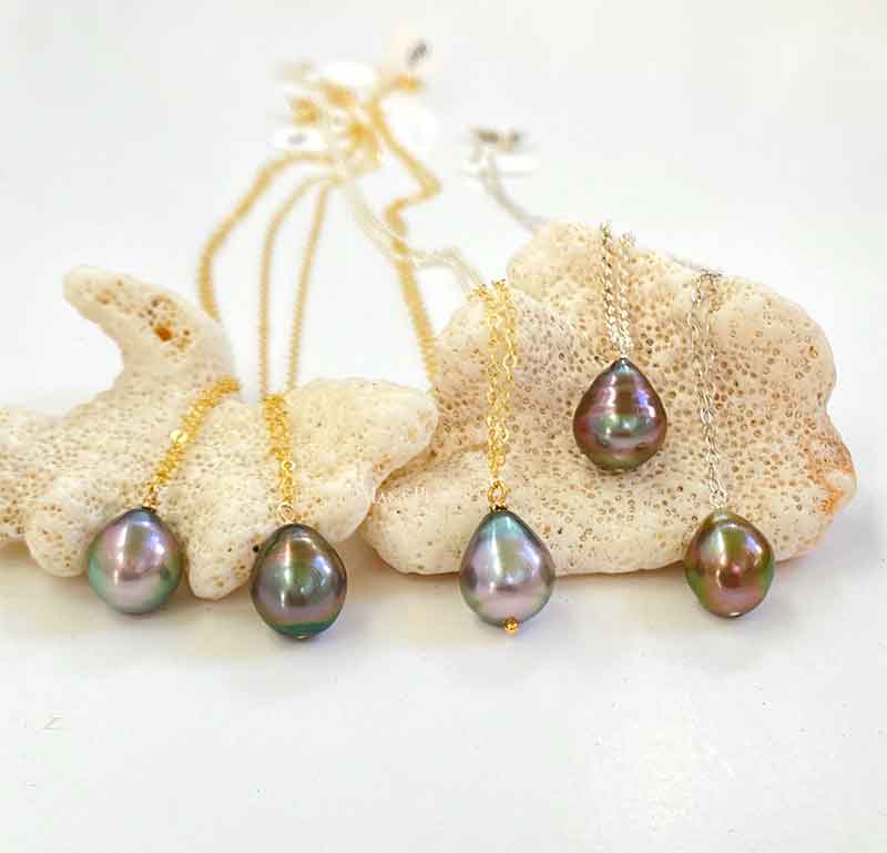 Single Tahitian Teardrop Pearl Necklace