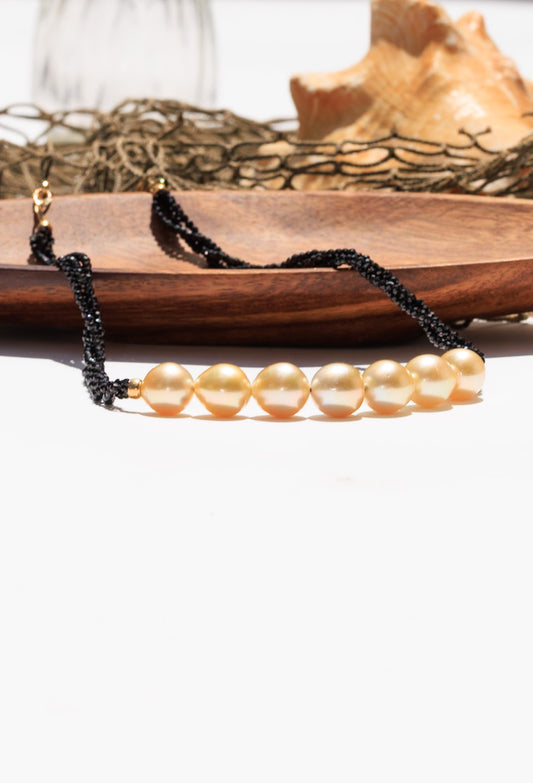 South Sea Lei 'Iwa Necklace