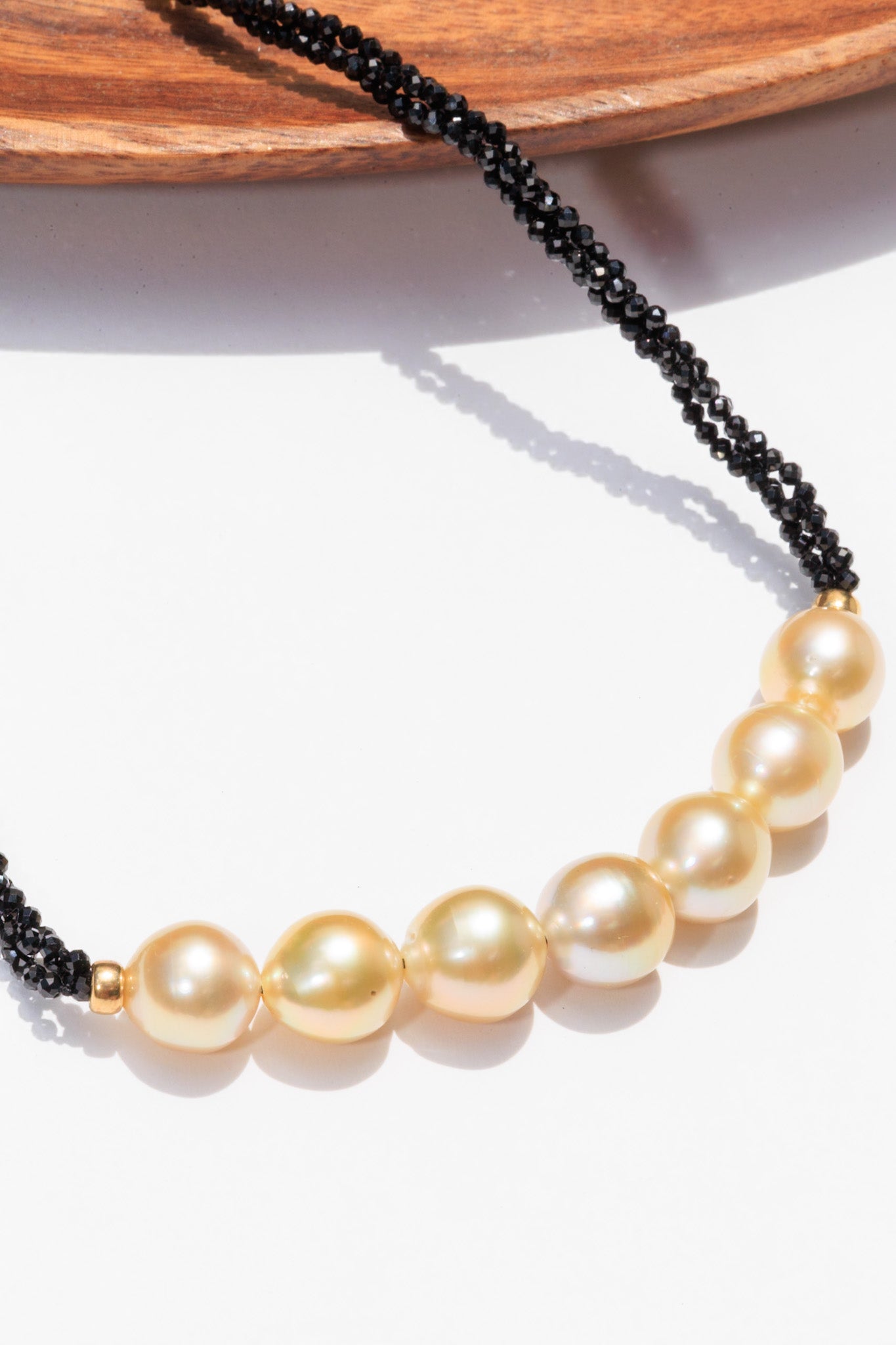 South Sea Lei 'Iwa Necklace