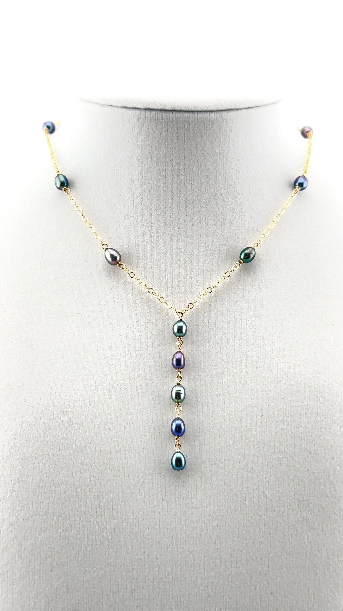 Hilo Lariat