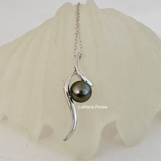 Symphony Pendant