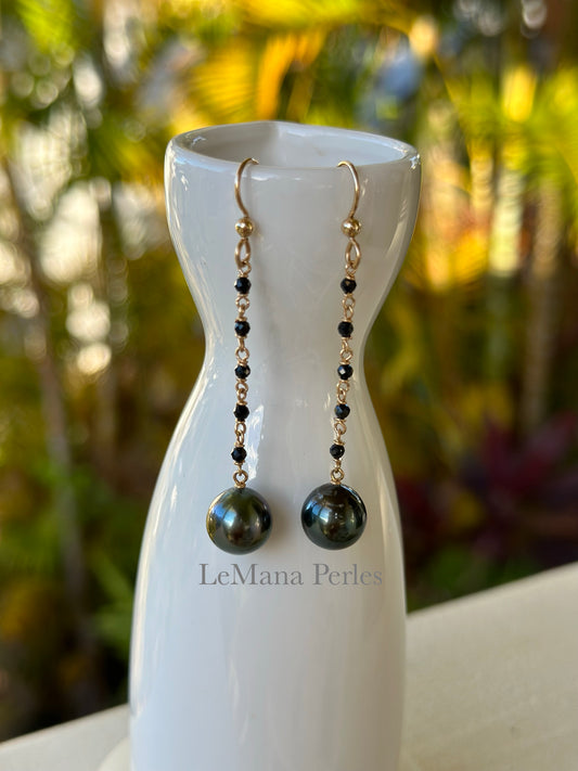 Noe 'Ele'ele Tahitian pearl earring