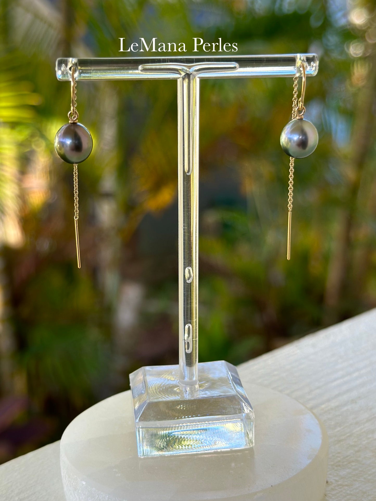 Reverse Threader Tahitian Pearl Earring