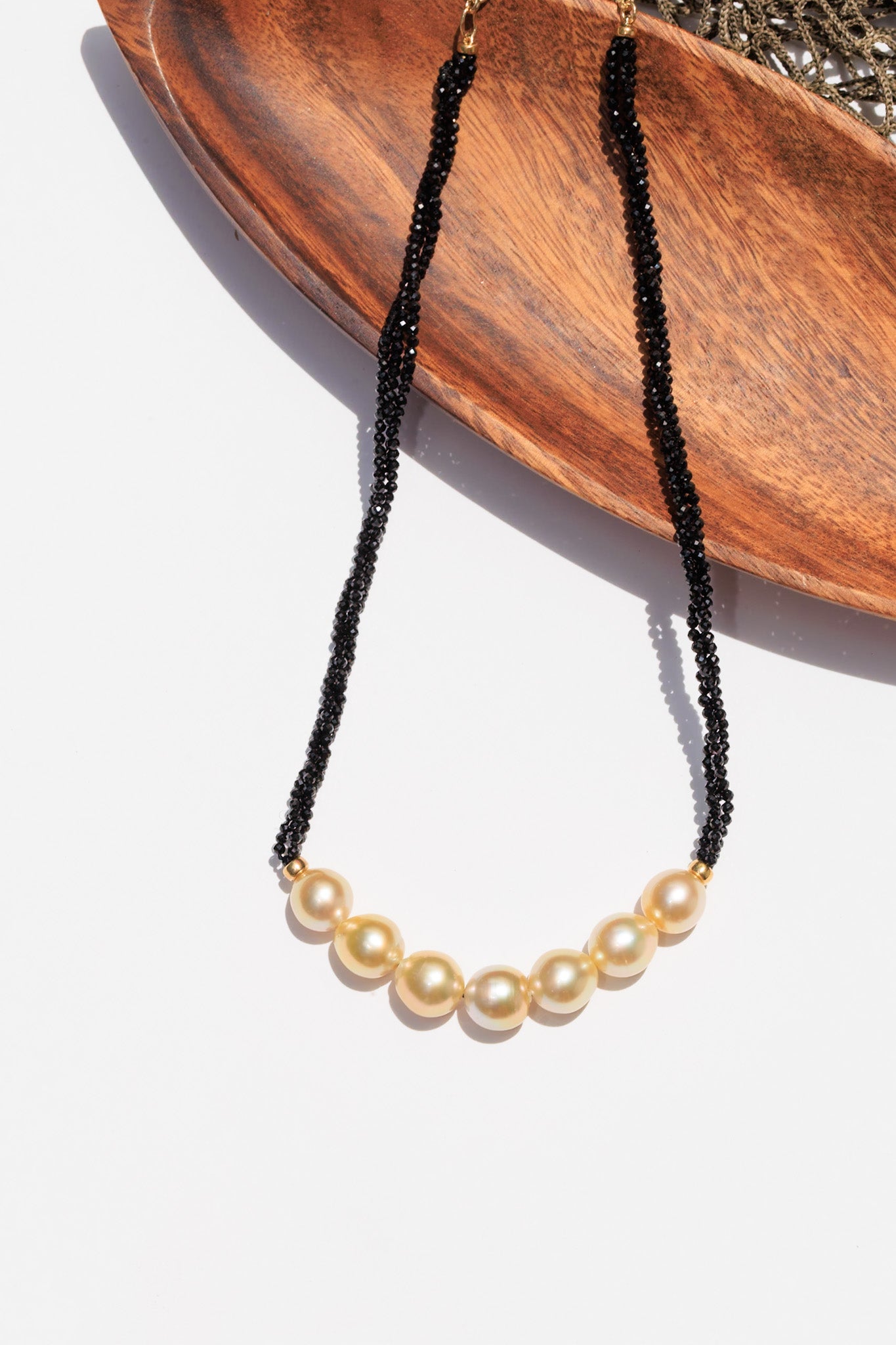South Sea Lei 'Iwa Necklace