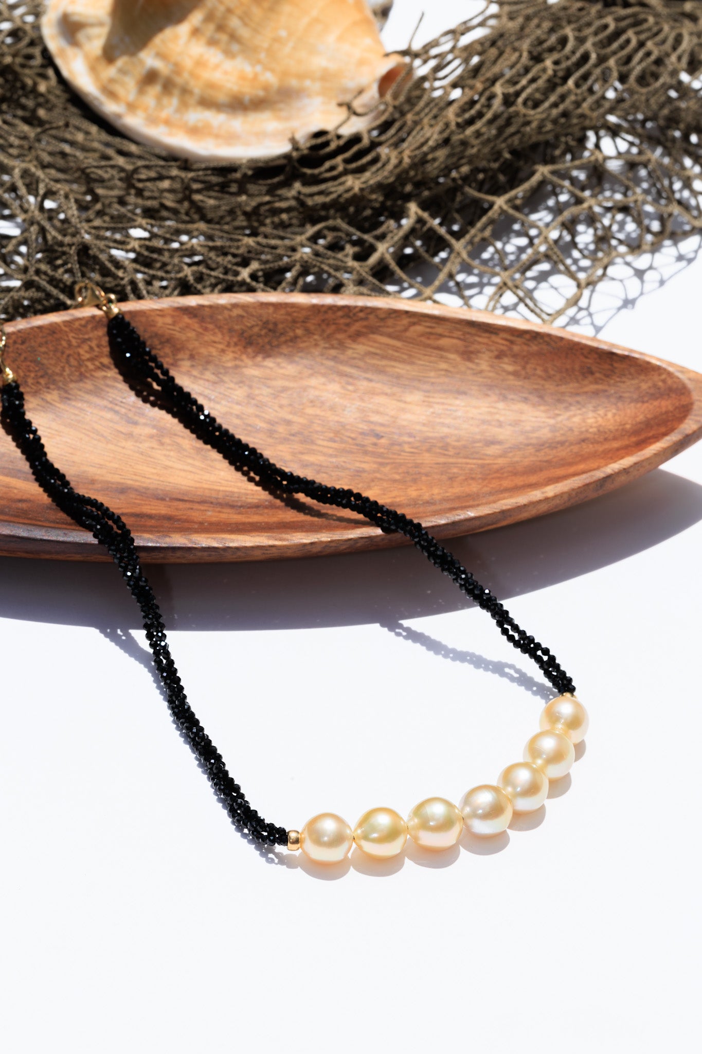 South Sea Lei 'Iwa Necklace