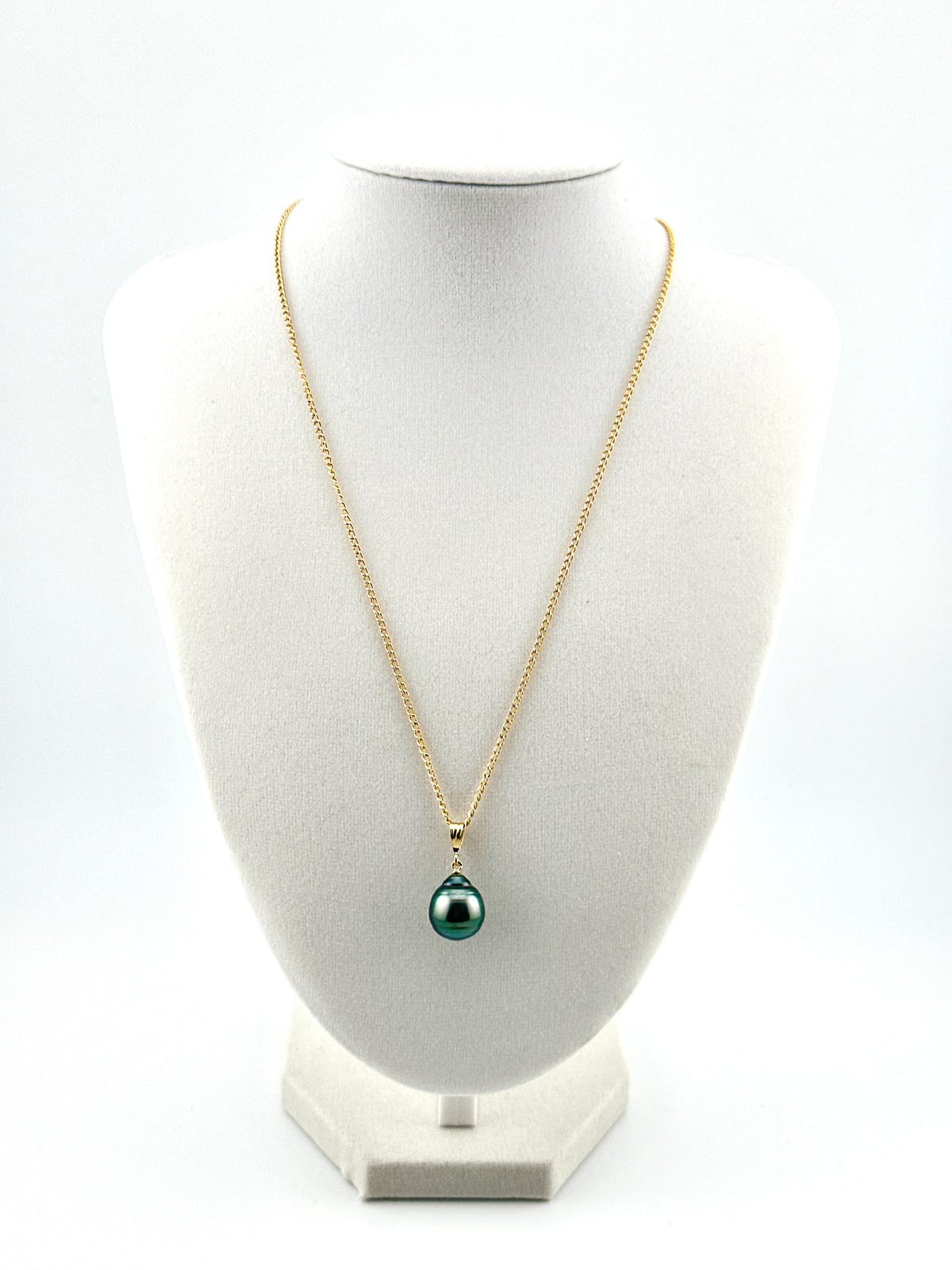 Tahitian Pendant Teardrop Necklace