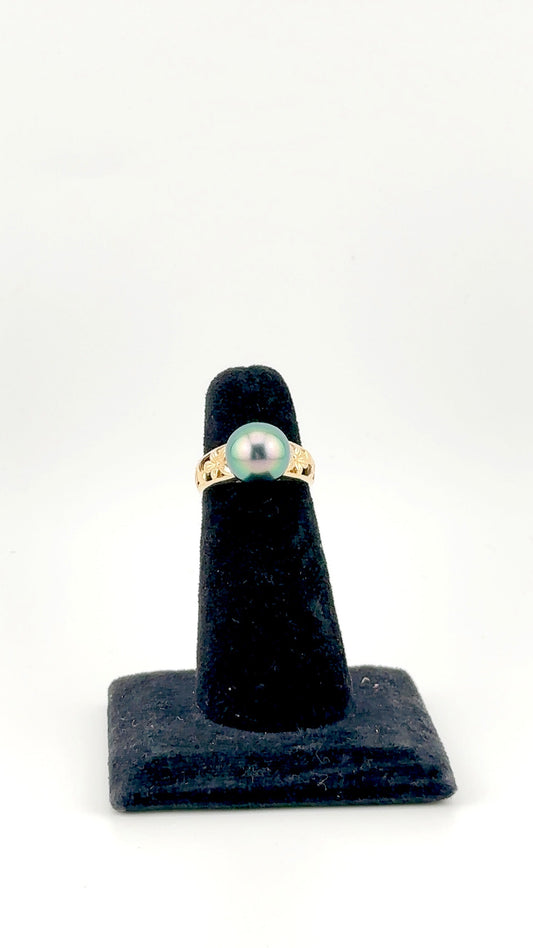 14kt Plumeria Ring Band