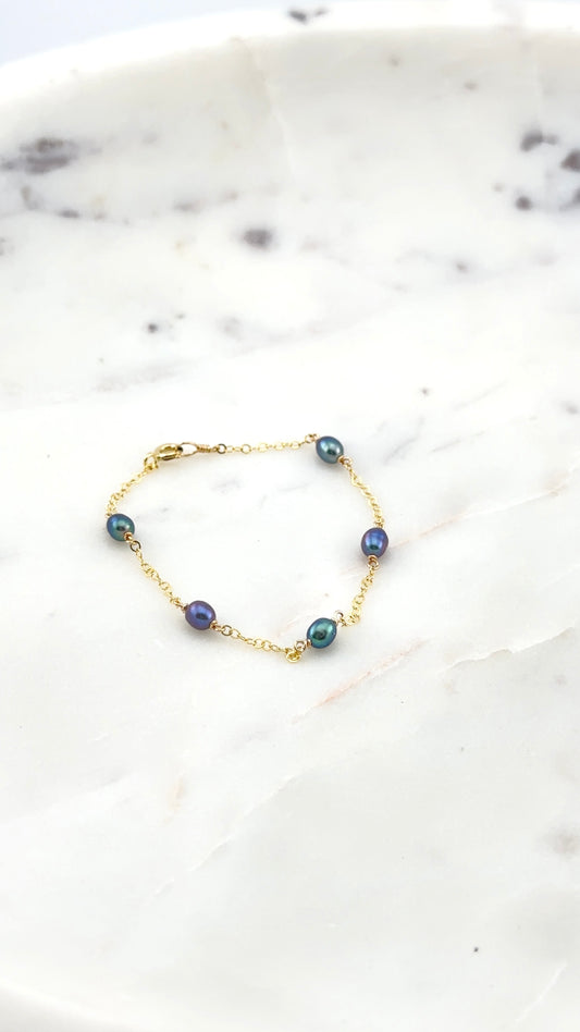 Hilo Bracelet