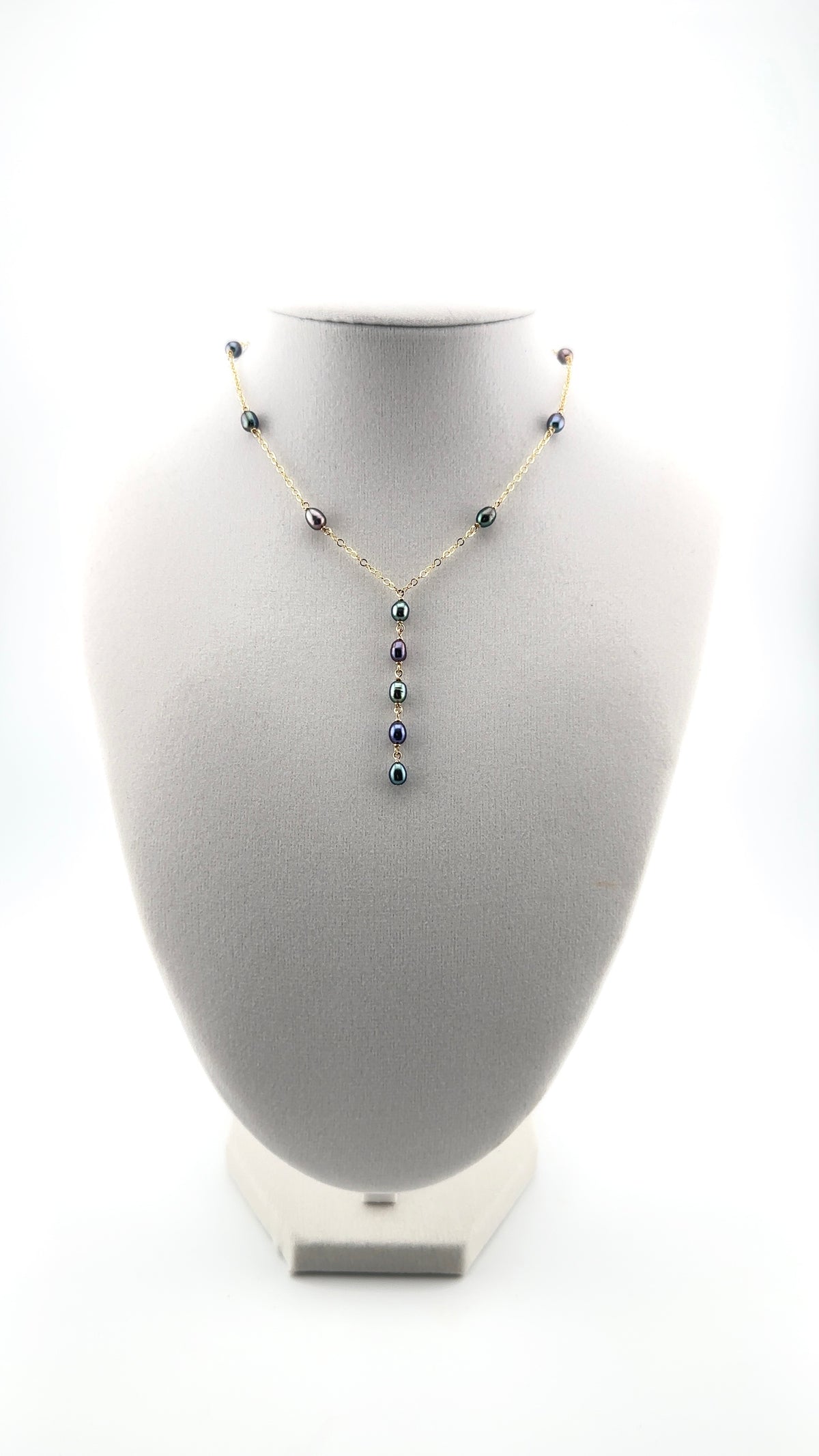 Hilo Lariat