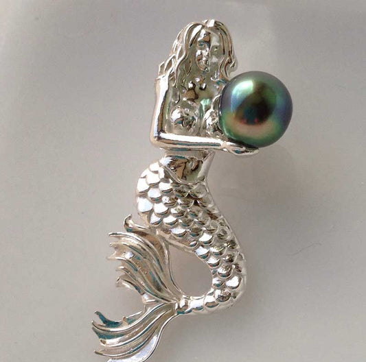 Mermaid Pendant with Tahitian Pearl